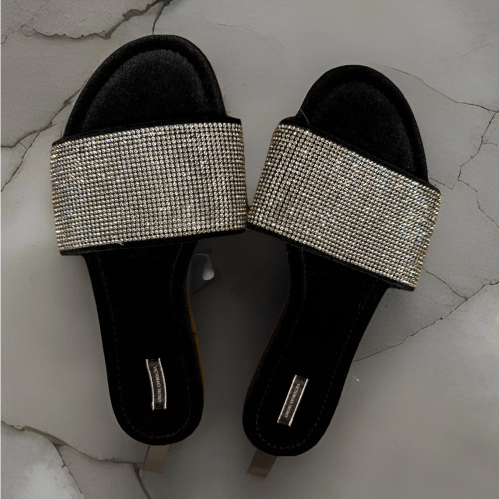 VICTORIA'S SECRET NEW Embellished rhinestone Velvet Slides small UK4 EU36/37
